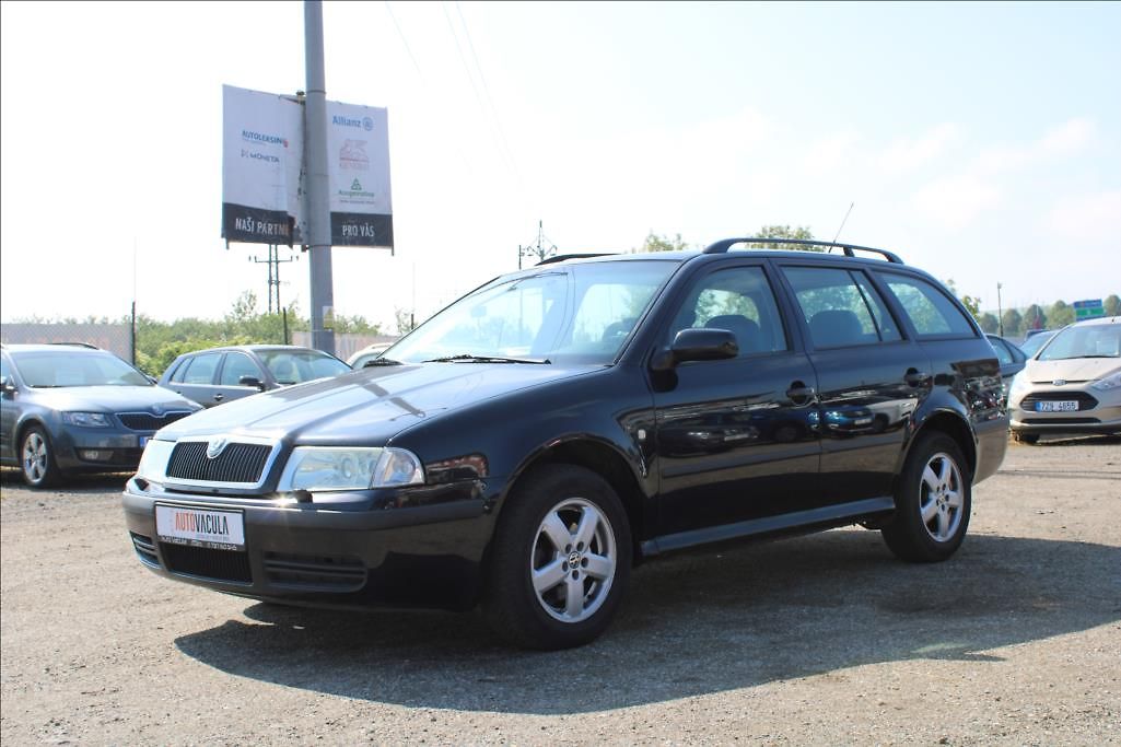 Škoda Octavia 1,9 TDi  TOP, XENONY, ČR