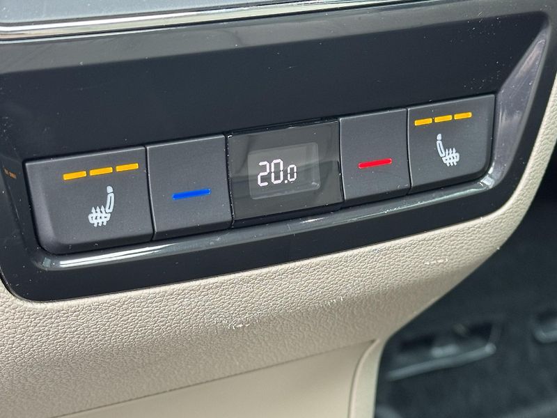 Škoda Kodiaq (2018) 2.0TSi DSG 4X4 Style, ACC, RZV - fotka 23 z 53