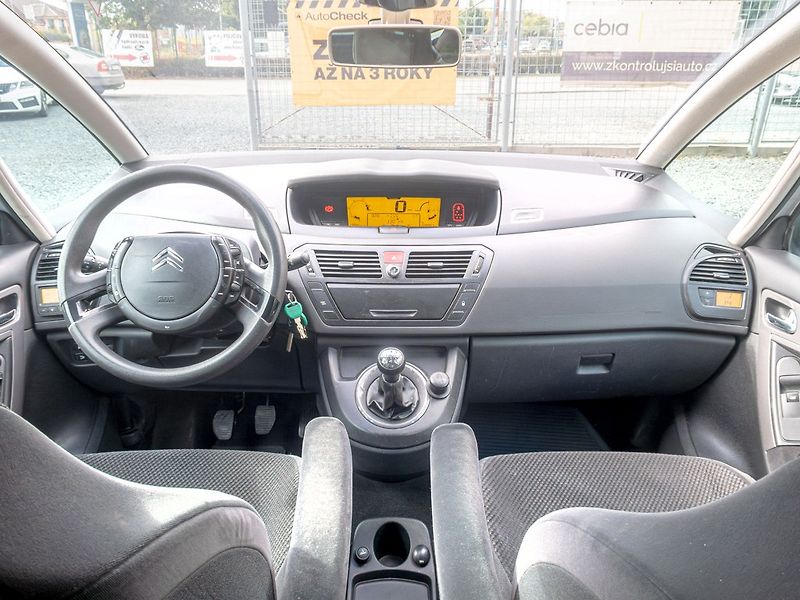 Citroën Grand C4 Picasso (2008) ČR 1.6HDI 80KW – 7SEDADEL - fotka 11 z 41