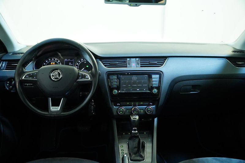 Škoda Octavia - fotka 5 z 33