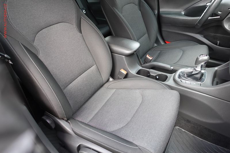 Hyundai i30 (2021) 1.5 T-GDi 48V, Smart - fotka 12 z 24