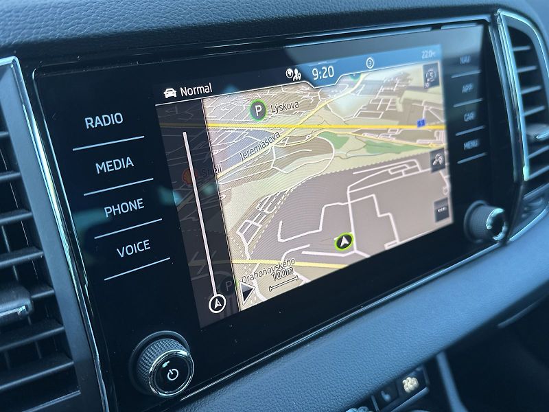 Škoda Karoq (2021) 2.0 TDI 4x4 DSG Scoutline - fotka 12 z 40