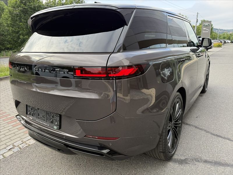 Land Rover Range Rover Sport (2026) 3,0 DYNAMIC SE D250 - fotka 6 z 24