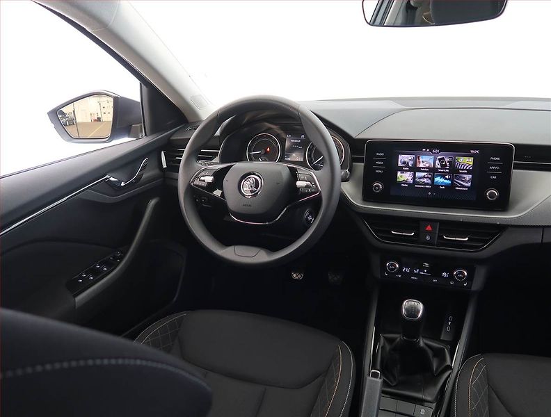 Škoda Scala (2024) Ambition 1.0 TSI, Serv.kniha - fotka 7 z 24