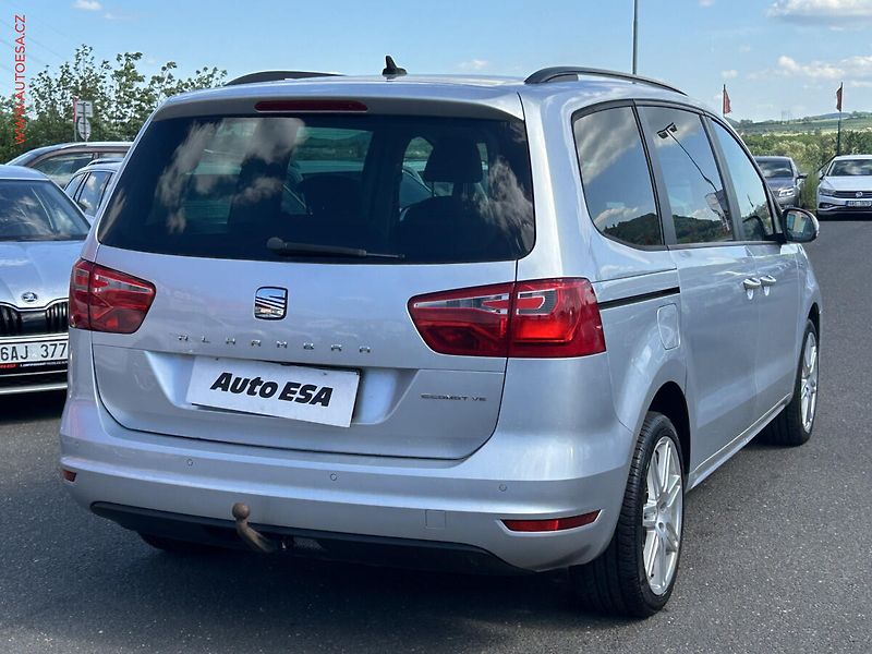 Seat Alhambra (2012) 2.0 TDi 7míst, Style, DSG, AC - fotka 4 z 18