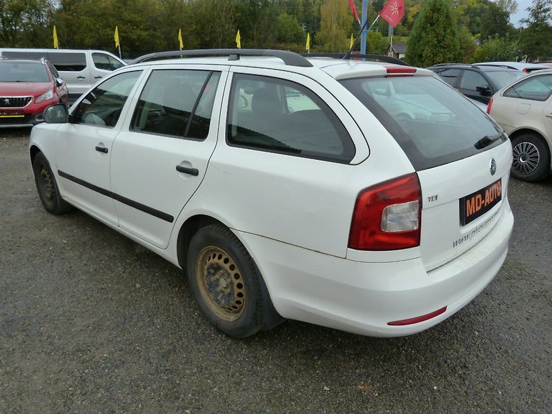 Škoda Octavia 2.0TDI DPH - fotka 7 z 16