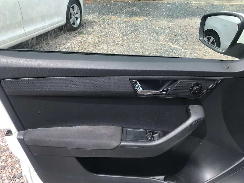 Škoda Fabia 1.4 TDI 66 KW,KLIMA TEMPOMAT.. - fotka 7 z 11