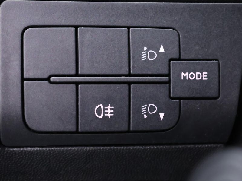 Citroën Jumper 2.0 HDI 96kW CZ Klima L2H2 DPH - fotka 16 z 34