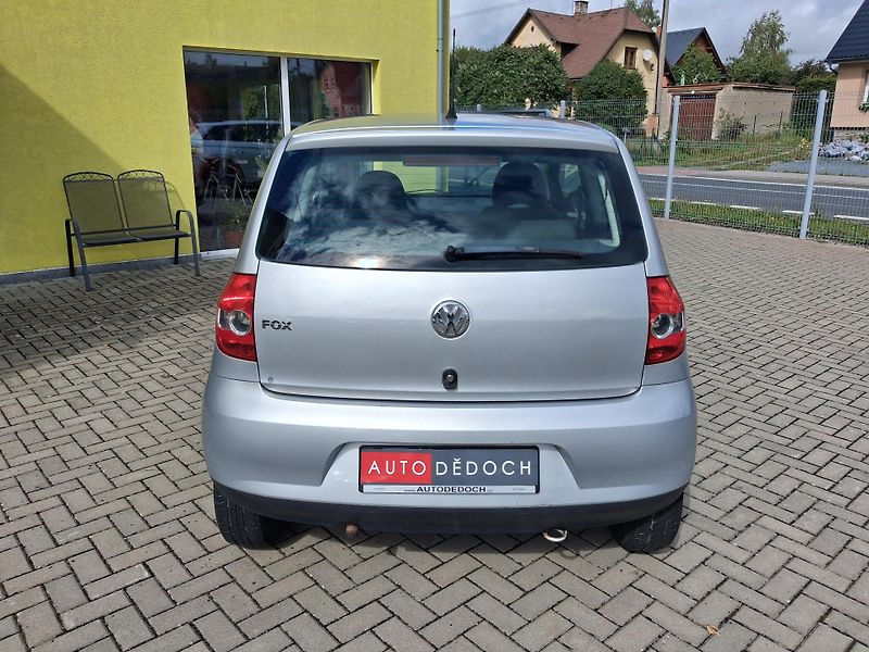 Volkswagen Fox (2007) KLIMA BEZ KOROZE PO ROZVODECH - fotka 6 z 28