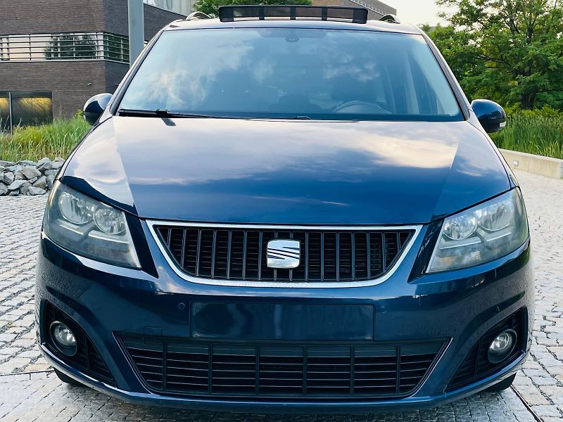 Seat Alhambra 2.0TDI MANUÁL SERVISKA TAŽNÉ - fotka 6 z 51