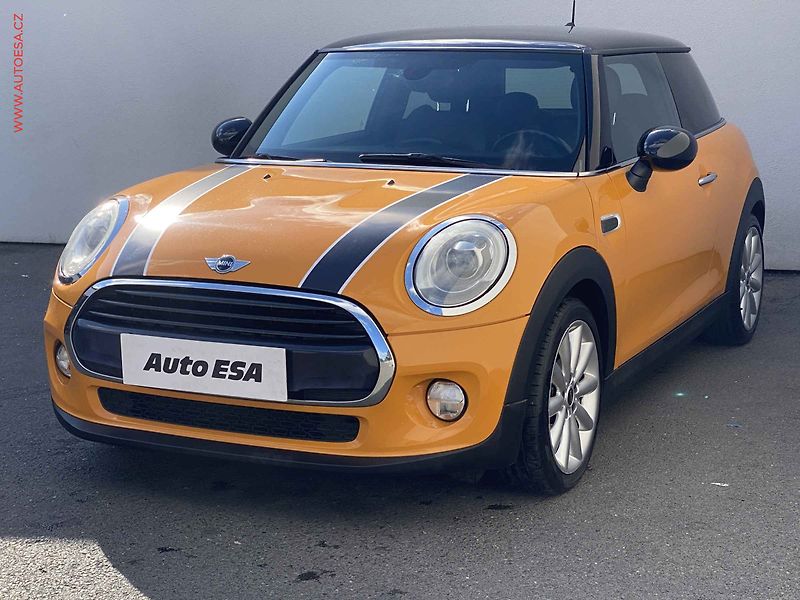 Mini Cooper (2014) 1.5T, LED, navi, kůže - fotka 3 z 19