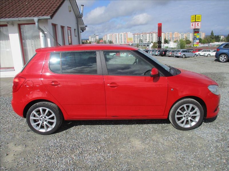Škoda Fabia 1,2 TSI, klima, servis, 1.maj, - fotka 4 z 31