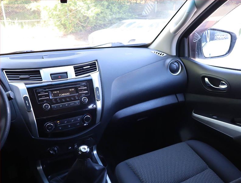 Nissan Navara (2017) 2.3 dCi - fotka 8 z 16