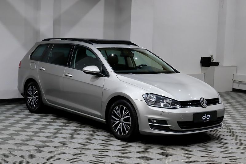 Volkswagen Golf 7 Variant 1.4 TSI 90 kW - fotka 2 z 37