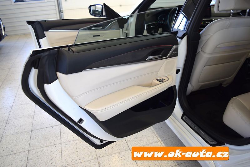 BMW Řada 6 GT 620 M-PAKET X-DRIVE 2022   - fotka 33 z 87