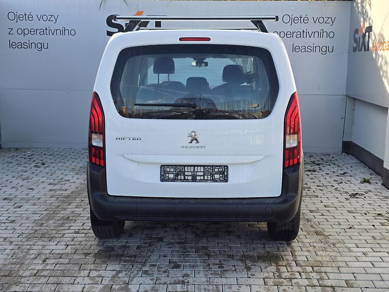 Peugeot Rifter Active 1,5 BlueHDi (75 kW - fotka 6 z 9