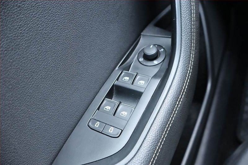 Škoda Superb (2019) Style 2.0 TDI, Automat - fotka 22 z 32