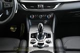 Alfa Romeo Stelvio 2.0 Turbo 16V 206kW Veloce Q4 - náhled 22