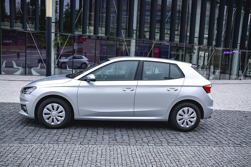 Škoda Fabia (2022) 4 Ambition 7ST Aut DSG 1MAJ ČR - fotka 34 z 36