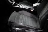 Volkswagen Passat 2.0 TSI 140 kW DSG Elegance - náhled 16