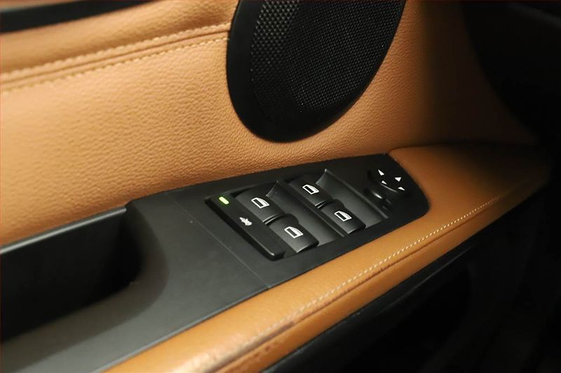 BMW Řada 3 (2011) 320 d xDrive, 4X4, Automat - fotka 10 z 17