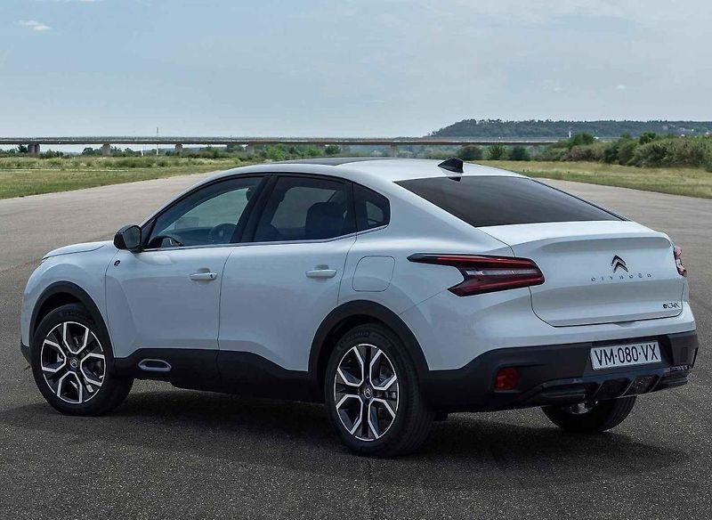 MG5 EV