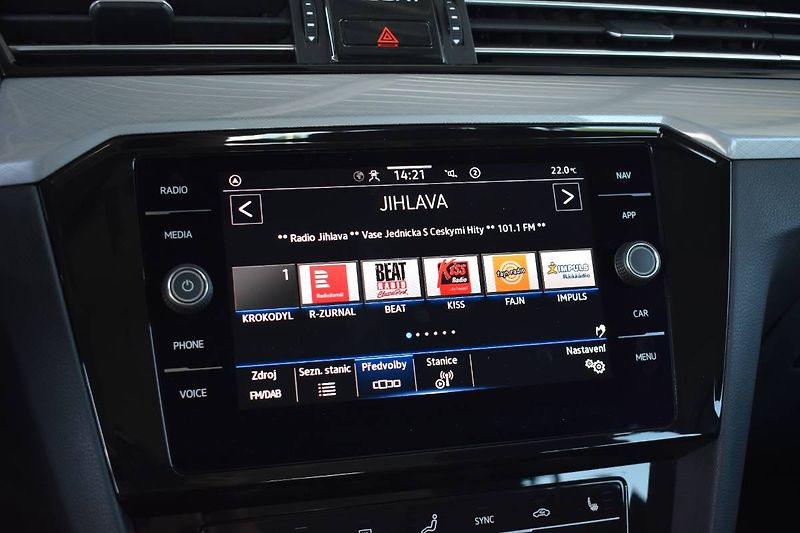 Volkswagen Passat Variant (2023) 1.5TSI 110kW, LED,Manuál - fotka 19 z 23
