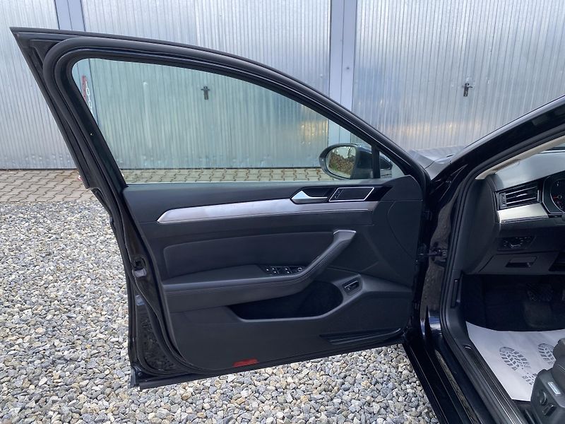 Volkswagen Passat 2.0TDi 150PS DSG 113000TKM!!!! - fotka 87 z 152