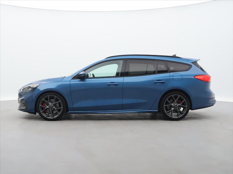 Ford Focus 2,3 ST 206kW Panorama - fotka 4 z 31