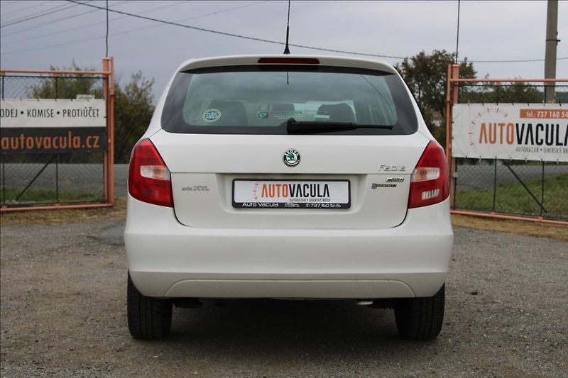 Škoda Fabia 1,6 TDi  KLIMA, STK 10/2028 - fotka 6 z 20