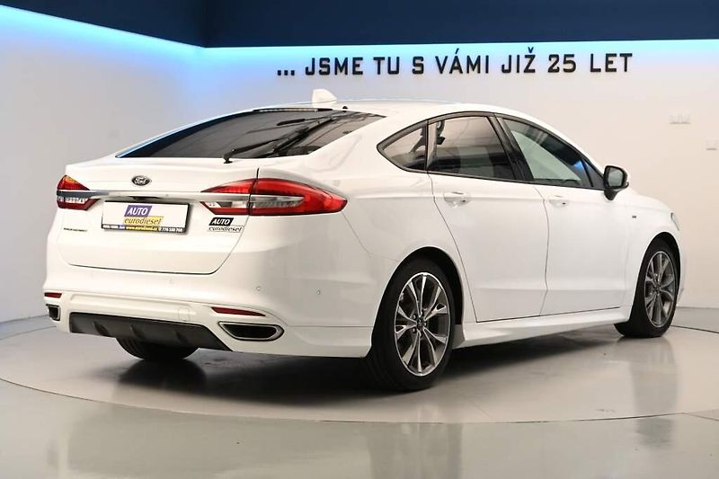 Ford Mondeo (2021) 2.0 ST-LINE 140 KW LED ACC 8AT - fotka 5 z 38