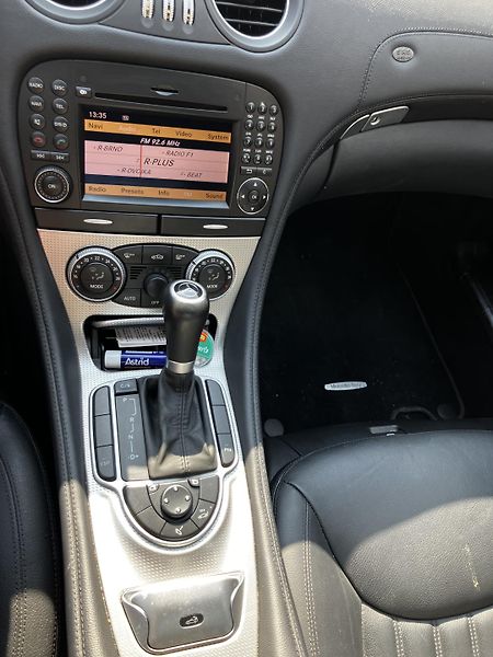 Mercedes-Benz SL (2010) 350 - fotka 10 z 16