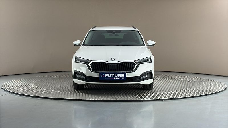 Škoda Octavia 2.0 TDI Ambition Combi - fotka 3 z 24