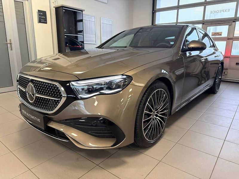 Mercedes-Benz Třídy E (2026) 300 e 4MATIC - fotografie inzerátu