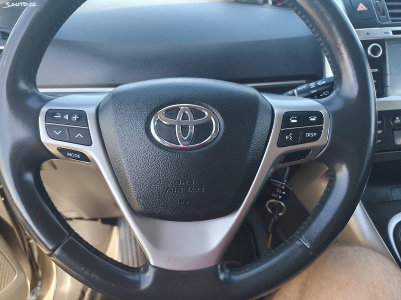 Toyota Verso (2014) - fotka 26 z 83