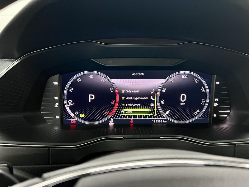 Škoda Superb 2.0 TSI 140 kW Style Servis - fotka 27 z 50