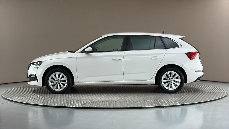 Škoda Scala 1.0 TSI DSG Style - fotka 4 z 28