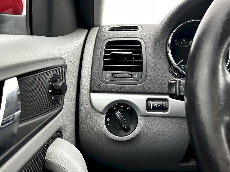 Škoda Yeti (2010) 2.0 TDI 103kW 4x4 DSG Ambition - fotka 7 z 30