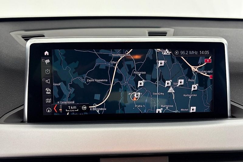 BMW X1 sDrive18i - fotka 17 z 24
