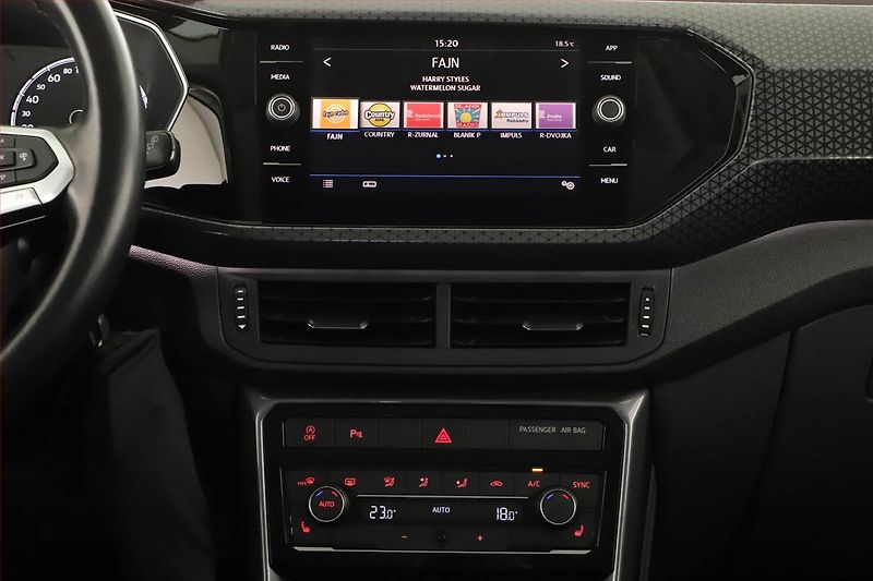 Volkswagen T-Cross (2020) 1.0 TSI, Serv.kniha, Tempomat - fotka 9 z 13