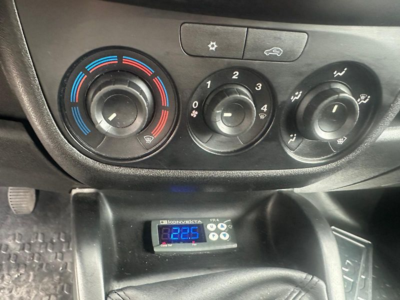 Opel Combo (2012) 1.4i, 70KW, CHLADÍCÍ - fotka 12 z 21