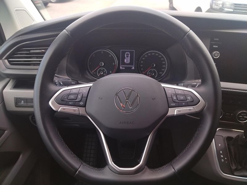 Volkswagen Caravelle (2025) 6,1 TL TDI 4MOT DSG DR - fotka 18 z 28