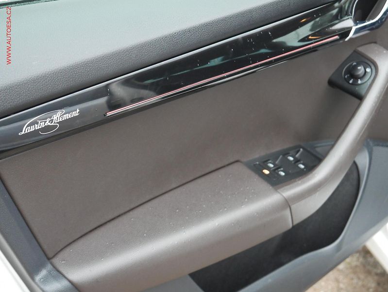 Škoda Octavia (2018) 2.0TDi 4x4, ČR, L&K, DSG, TZ - fotka 21 z 23