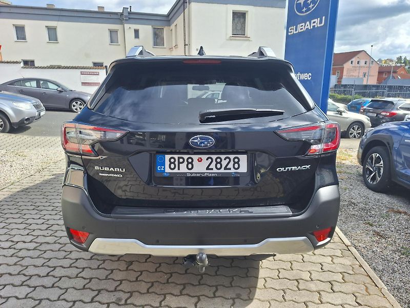 Subaru Outback (2022) Touring , NAVI, kůže,TOP stav - fotka 5 z 14