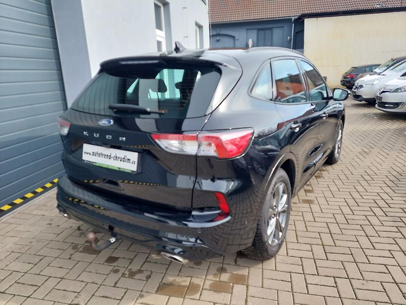Ford Kuga (2021) III. TDCi ST Line  88kW - fotka 7 z 45