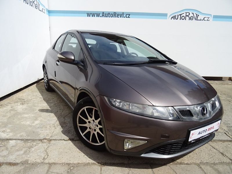 Honda Civic (2010) 1.4i,73kW,NovéČR,klima - fotografie inzerátu