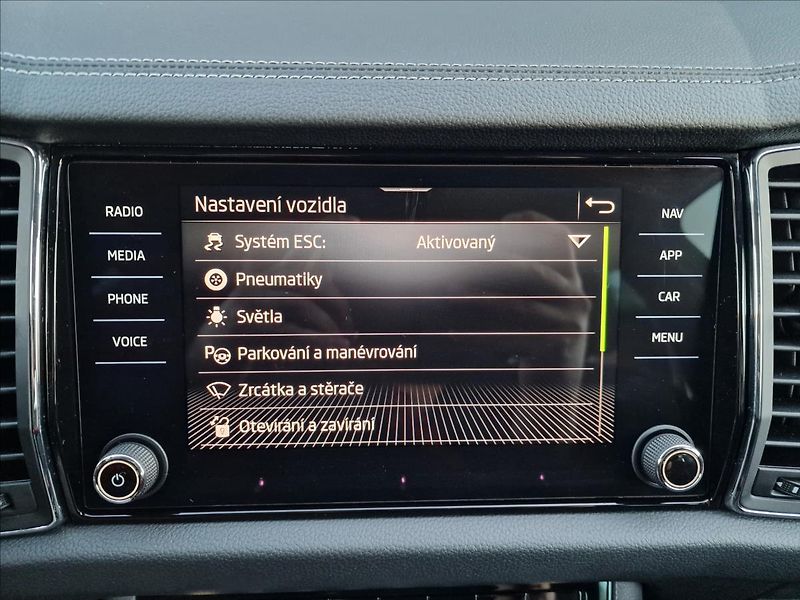 Škoda Kodiaq 2.0TDI 147kW DSG Style 4x4,ČR - fotka 33 z 50