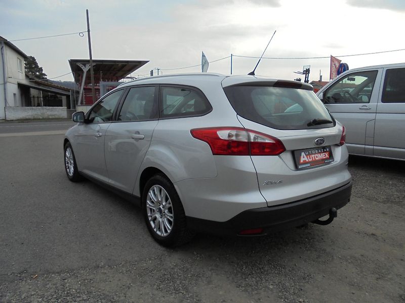Ford Focus (2013) 1.0 EcoBoost-74kW-ALU-SUPER - fotka 5 z 11