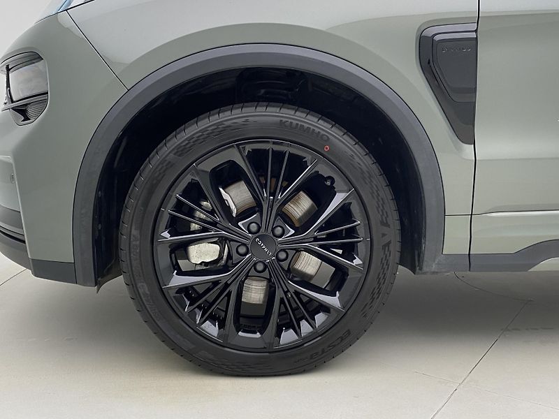 Lynk & Co 01 MORE PHEV AUT CZ 1.maj - fotka 32 z 95