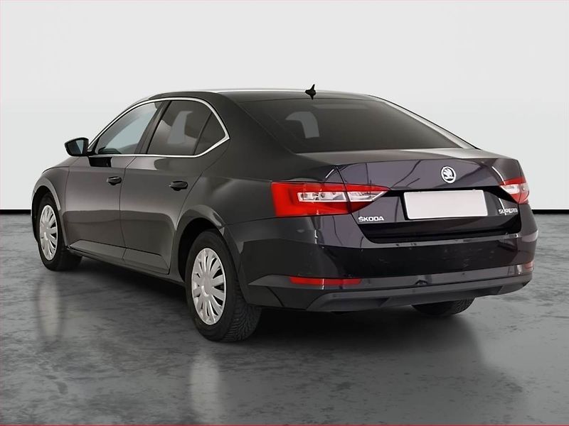 Škoda Superb (2018) Ambition 2.0 TDI, Automat - fotka 4 z 18